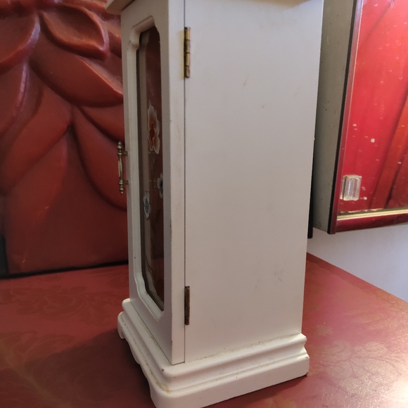 Jewelry Box - Picture 5 of 8